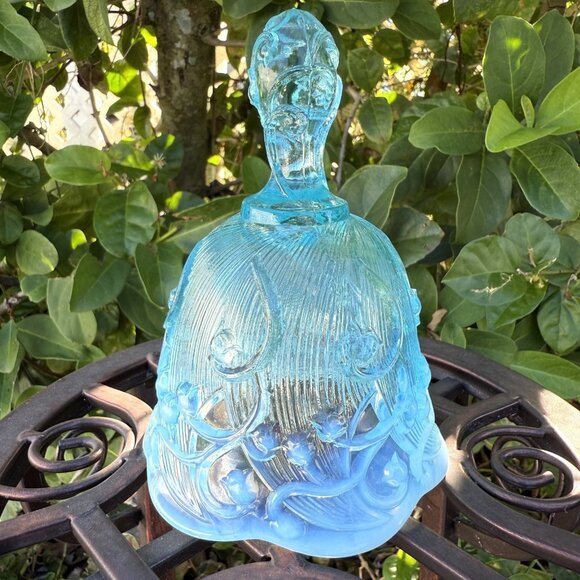 Fenton Blue Opalescent Glass Bell Lily of the Valley 5" - Picture 1 of 6
